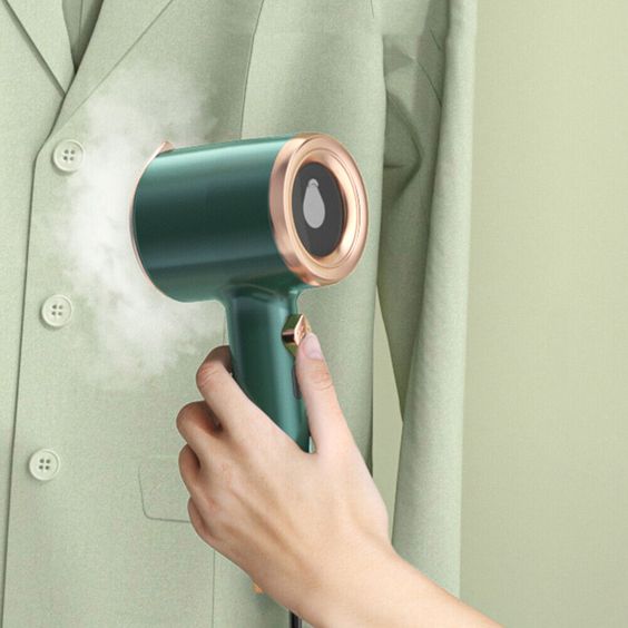 Mini Garment Steamer – Wrinkle Removal On-the-Go!