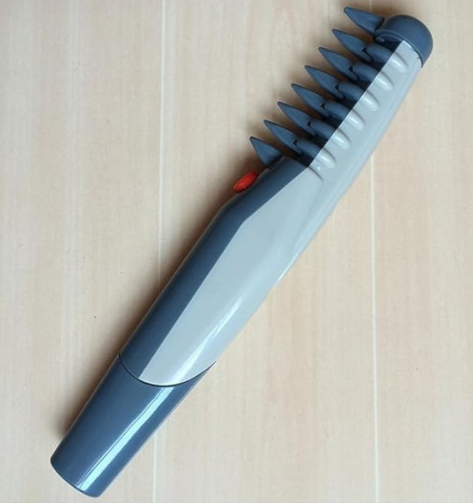 Electric Pet Grooming Comb – Tangle Remover & Hair Trimmer